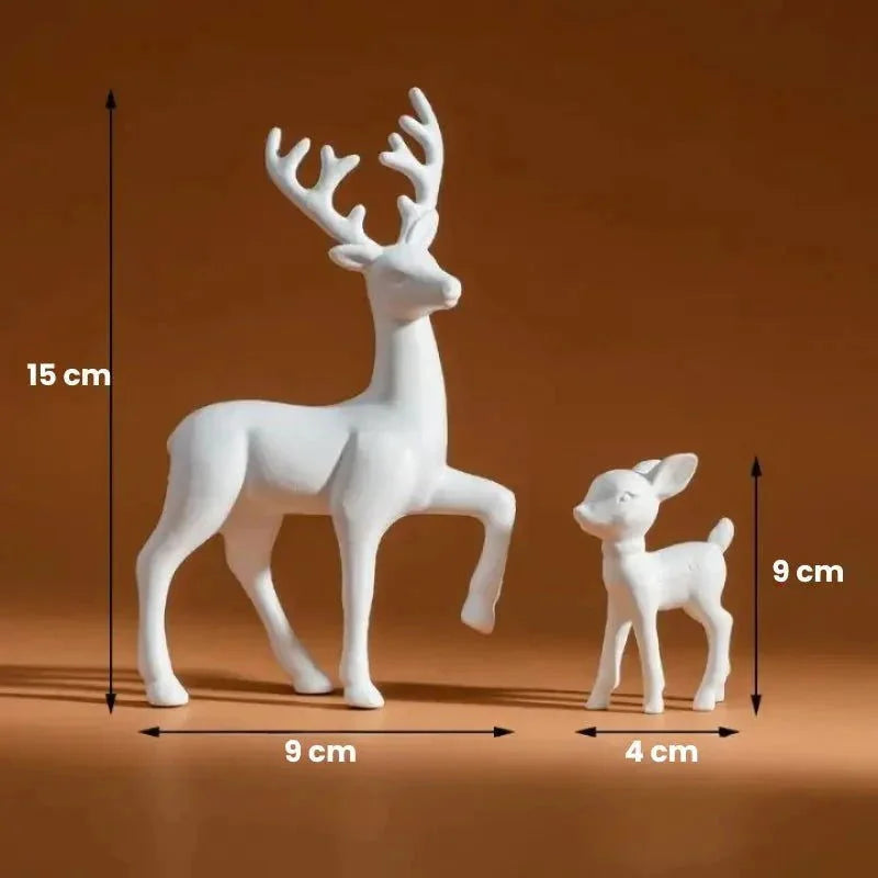 Par de Esculturas de Rena em Resina para Decoração de Natal