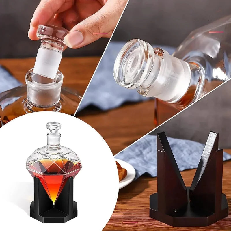 Decanter de Vidro em Formato Diamante com Suporte de Madeira